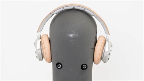 Bang & Olufsen Beoplay H9i Wireless Review .